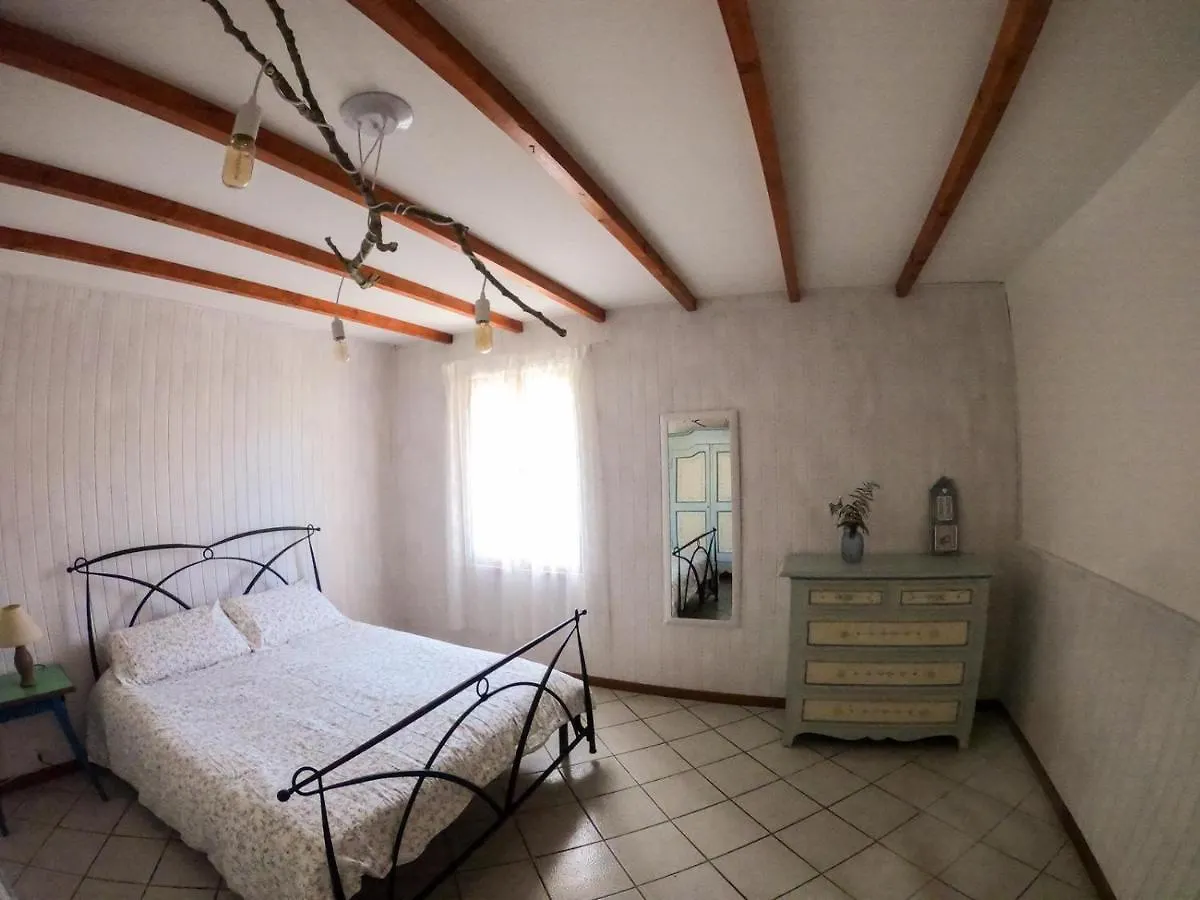 Ca Di N Villa Castel dʼAiano Vakantieboerderij